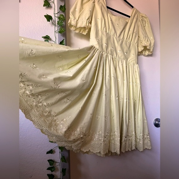 Circle Eight Square Dance Fashions Yellow Flowy Western Cowgirl Dress. Size M/L - Picture 2 of 12